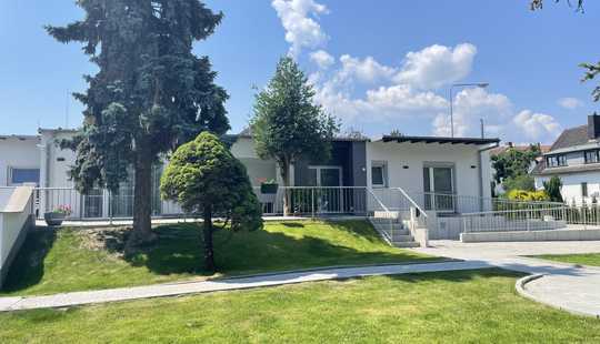 Bild von Pflegeimmobilie mit Still ++ Hochwertig sanierte Villa für Intensivpflege Wohngemeinschaft ++