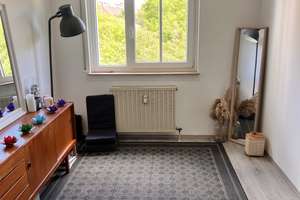 Lichtdurchflutete 3-Zimmer-Wohnung mit neuer Einbauküche & idyllischem Innenhofblick – Hardtstraße 64, 76185 Mühlburg, Karlsruhe – Vorschaubild 3