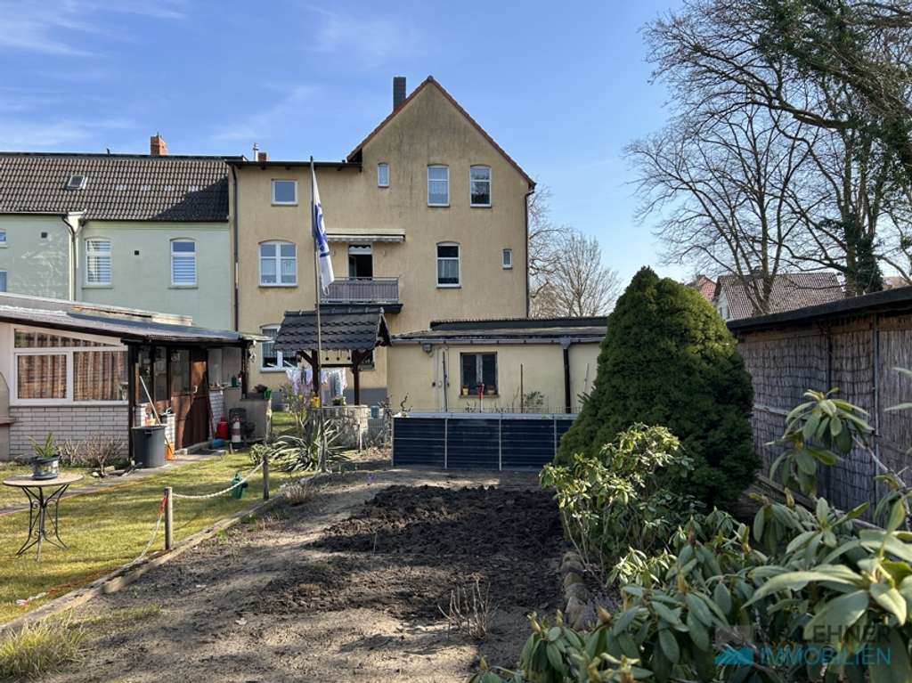 Immobilie in Wittenberge - Sehr gepflegtes Mehrfamilienhaus mit 3 Wohneinheiten in zentraler Stadtlage - Bild 3