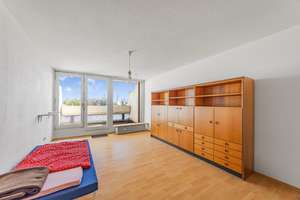 Weitblick über das Olympiadorf: Bezugsfreies Apartment mit Südloggia im denkmalgeschützten Ensemble – Die vollständige Adresse der Immobilie erhältst du vom Anbieter., 80809 Am Riesenfeld, München – Vorschaubild 2