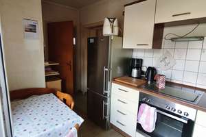 Charmantes Reihenendhaus mit Entwicklungspotenzial in Duisburg zu verkaufen! – Die vollständige Adresse der Immobilie erhältst du vom Anbieter., 47179 Wehofen, Duisburg – Vorschaubild 9