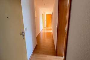 Großzügige 3-Zimmer-Dachgeschosswohnung mit Balkon in Magdeburg-Sudenburg  – Heidestraße  18, 39112 Sudenburg, Magdeburg – Vorschaubild 2