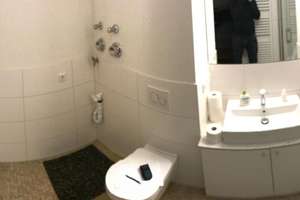 2,5-Zimmer-Wohnung mit Kamin und 2 Terrassen – Schäferstrasse 15, 40479 Pempelfort, Düsseldorf – Vorschaubild 9