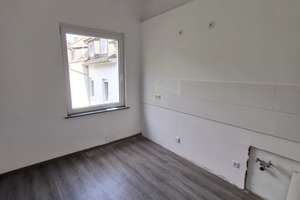 Sehr schöne, geräumige 1,5 Zimmer Wohnung in Wuppertal – Die vollständige Adresse der Immobilie erhältst du vom Anbieter., 42275 Oberbarmen, Wuppertal – Vorschaubild 3