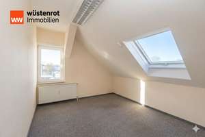 Derzeit als Büro lukrativ genutzt, eignet sich die Aufteilung für Wohnen (Nutzungsänderung nötig) – Die vollständige Adresse der Immobilie erhältst du vom Anbieter., 36266 Heringen (Werra) – Vorschaubild 11