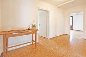 Sonniges  Penthouse mitten in Blankenese mit grosser Terrasse und Blick in den Goßlers Park – Die vollständige Adresse der Immobilie erhältst du vom Anbieter., 22587 Blankenese, Hamburg – Vorschaubild 14