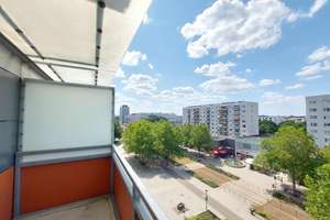 *Seniorenfreundliche Wohnung mitten der Stadt* – Breiter Weg 30a, 39104 Altstadt, Magdeburg – Vorschaubild 2