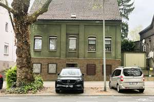Sanierungsbedürftiges Zweifamilienhaus mit großzügigem Grundstück – Die vollständige Adresse der Immobilie erhältst du vom Anbieter., 46117 Osterfeld-Ost, Oberhausen – Vorschaubild 5