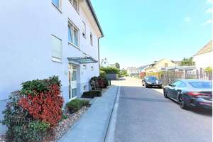 Porz - Lind! 4 Zi.- Whg., 116 m², Gäste WC, Balkon, Garage