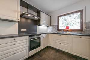 Schuch Immobilien - Raumwunder mit separater Einliegerwohnung in Blicklage – Main-Taunus-Kreis – Vorschaubild 10