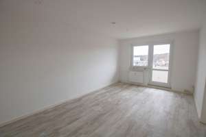 Große 3-Raumwohnung Balkon und Blick auf die Heide!