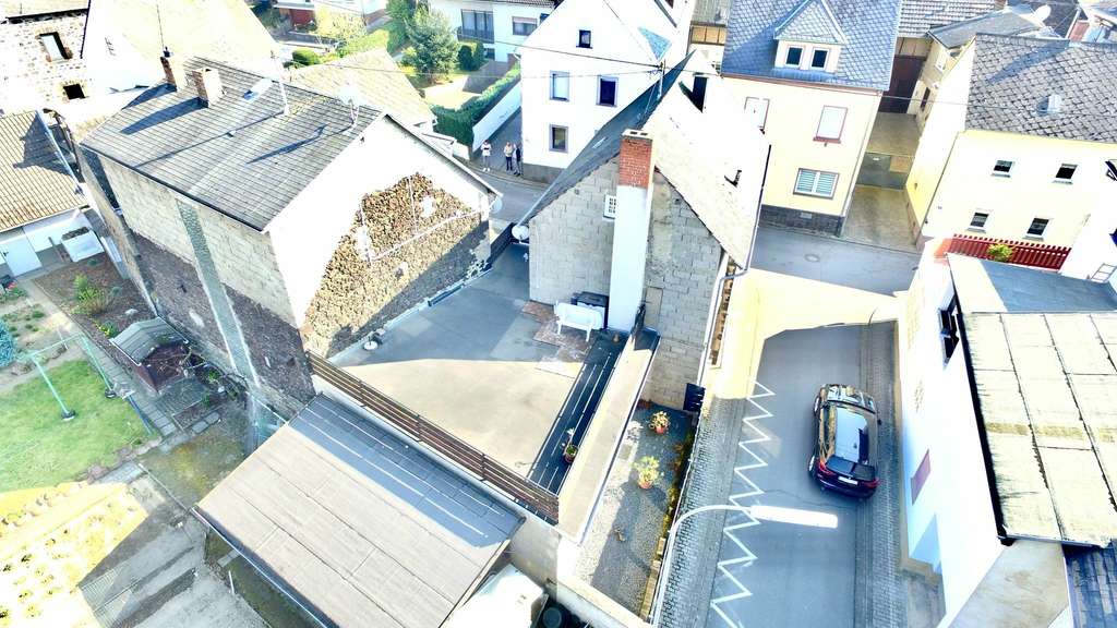 Immobilie in Ochtendung - *nochmal REDUZIERT* Ochtendung: zwei Häuser auf einem Grundstück  - Bild 1