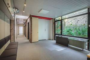 Top modernisiertes Wohnhaus mit fünf bezugsfreien Wohnungen und zusätzlichen Gewerbeeinheiten – Die vollständige Adresse der Immobilie erhältst du vom Anbieter., 52070 Kaiserplatz, Aachen – Vorschaubild 9