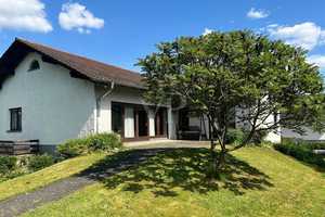 Großes Grundstück in TOP-LAGE: Bungalow mit Einliegerwohnung! – Main-Kinzig-Kreis – Vorschaubild 2