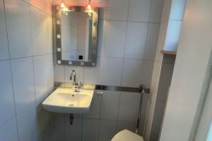 Lichtdurchflutetes Haus mit modernisiertem Bad und schönem Garten – Die vollständige Adresse der Immobilie erhältst du vom Anbieter., 90542 Eckental – Vorschaubild 8