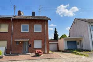 GEMÜTLICHES REIHENENDHAUS MIT GARTEN UND GARAGE!