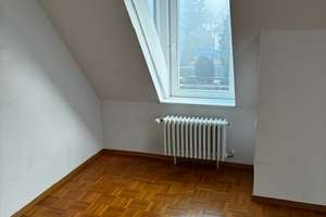 Exklusive 3,5-Zi.-Wohnung mit Gartennutzung in schöner Lage in Degerloch – Die vollständige Adresse der Immobilie erhältst du vom Anbieter., 70597 Waldau, Stuttgart – Vorschaubild 2