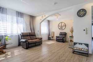 Ihr neues Zuhause: Lichtdurchflutetes Einfamilienhaus mit Garten und Terrasse – Konstanz (Kreis) – Vorschaubild 3
