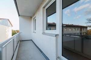 Für Sie in Sanierung- 3-Raumwohnung mit Balkon im Lieblingskiez. – Gneisenauring 18, 39130 Neu Olvenstedt, Magdeburg – Vorschaubild 10