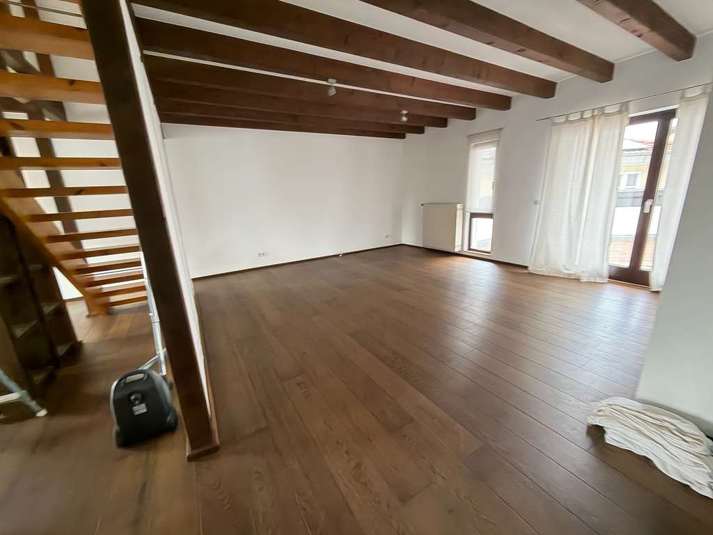 Immobilie in Jockgrim - Gepflegte 3-ZKB Maisonettewohnung mit Einbauküche und Dachterrasse - sofort bezugsfrei - Bild 2