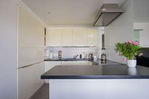 Krefeld Cracau! Moderne 4-Zimmer-Maisonettewohnung mit tollem Sonnenbalkon & Tiefgaragenstellplatz! – Die vollständige Adresse der Immobilie erhältst du vom Anbieter., 47799 Cracau, Krefeld – Vorschaubild 5