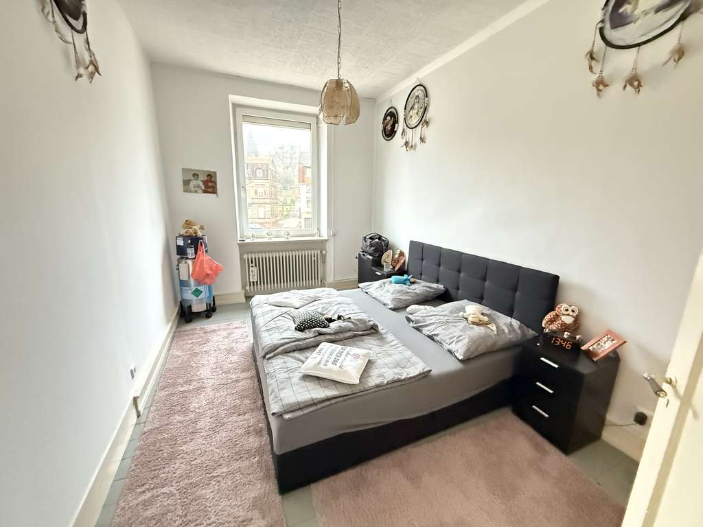 Immobilie in Neustadt an der Weinstraße - 4-Parteien Mehrfamilienhaus mit attraktiver Mietrendite. Zustand: Gepflegt / Teilmodernisiert - Bild 1