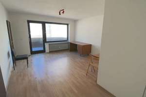 Sehr gepflegtes Einfamilienhaus, 2 Einliegerwohnungen, großes Grundstück und viel Nutzungspotenzial – Die vollständige Adresse der Immobilie erhältst du vom Anbieter., 84149 Velden – Vorschaubild 16