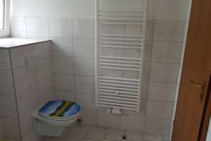 Attraktive 3-Zimmer Wohnung, frisch modernisiert, im 3. OG in Nürnberg-Ludwigsfeld – Schultheißallee 49, 90478 Ludwigsfeld, Nürnberg – Vorschaubild 2