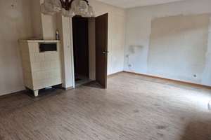 Raum für Ihre Wohnträume: Reihenmittelhaus am Georgenberg in Reutlingen! – Die vollständige Adresse der Immobilie erhältst du vom Anbieter., 72762 Reutlingen-Mitte, Reutlingen – Vorschaubild 10