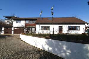 Provisionsfrei* Großzügiges Haus mit großem Grundstück – Die vollständige Adresse der Immobilie erhältst du vom Anbieter., 93348 Kirchdorf – Vorschaubild 1
