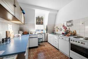 Drei-Familienhaus mit 13 Garagen inklusive Bauland
IN TUTTLINGEN – Die vollständige Adresse der Immobilie erhältst du vom Anbieter., 78532 Tuttlingen – Vorschaubild 40