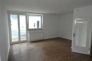 Helle renovierte 3-Raum-Hochparterre-Wohnung in Wuppertal-Barmen an solvente Mieter! – Eduardstr. 7, 42275 Wuppertal – Vorschaubild 1