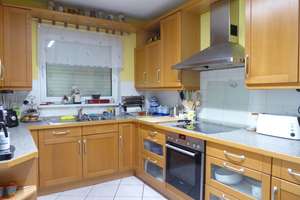 Gepflegte Doppelhaushälfte mit Kamin, Wintergarten und Garage in Seitzenhahn! – Die vollständige Adresse der Immobilie erhältst du vom Anbieter., 65232 Taunusstein – Vorschaubild 6