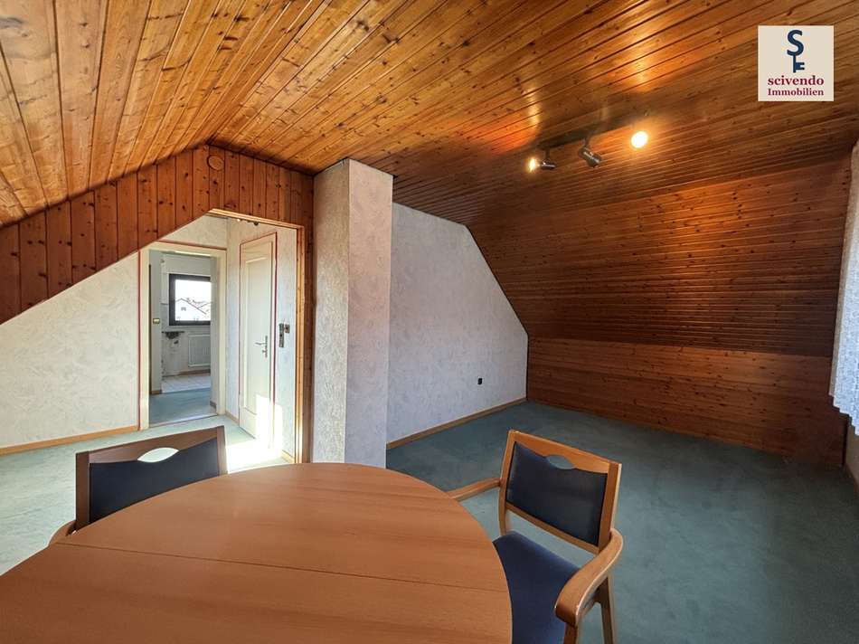Zimmer 8 Dachgeschoss