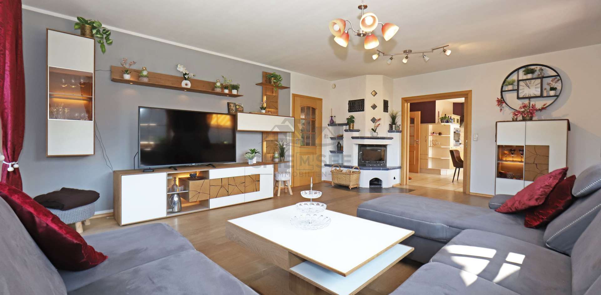 Immobilie in Taching am See - Ruhig gelegenes EFH mit Doppelgarage, Carport, Wärmepumpe & Weitblick am Tachinger See - Bild 3