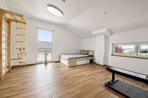 Modernes 217-m²-Familienhaus mit 8 Zimmern, PV-Speicher, Wallbox, Solar & großem Garten – Die vollständige Adresse der Immobilie erhältst du vom Anbieter., 94419 Reisbach – Vorschaubild 32
