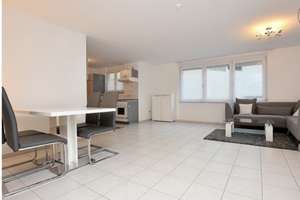 3-Zimmer-Hochparterre-Wohnung mit Balkon in Stuttgart-Mitte – Die vollständige Adresse der Immobilie erhältst du vom Anbieter., 70182 Diemershalde, Stuttgart – Vorschaubild 3