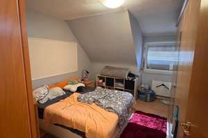 Charmante Dachgeschosswohnung · 83,6 m² · 4 Zimmer · Duisburg – Die vollständige Adresse der Immobilie erhältst du vom Anbieter., 47138 Obermeiderich, Duisburg – Vorschaubild 6