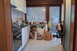 Helle und freundliche Drei-Zimmer-Wohnung im 1.OG in zentraler Lage von Knielingen – Die vollständige Adresse der Immobilie erhältst du vom Anbieter., 76187 Knielingen, Karlsruhe – Vorschaubild 8