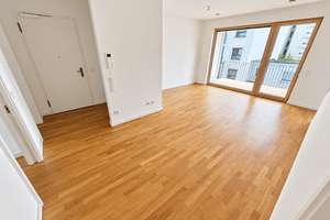 OSTEND stylish! Next to ECB and river Main, 2016 3-room w. 2x balcony, 2x bath & parquet – 60314 Ostend, Frankfurt am Main – Vorschaubild 2