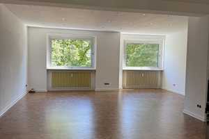 Wohnen mit Blick in alten Baumbestand – Spichernstraßee 6, 40476 Düsseldorf – Vorschaubild 1