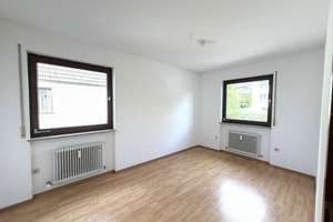 Geräumige 3,5-Zimmer-Wohnung mit hochwertiger Küche, Südbalkon & Stellplatz – Die vollständige Adresse der Immobilie erhältst du vom Anbieter., 70439 Stammheim-Süd, Stuttgart – Vorschaubild 14