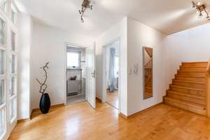 Freistehendes Einfamilienhaus mit Garten und Entwicklungspotenzial – Die vollständige Adresse der Immobilie erhältst du vom Anbieter., 81739 Waldperlach, München – Vorschaubild 12