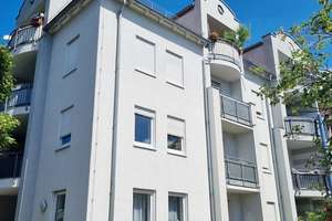 FAMILIENFREUNDLICH  UND KOMFORTABEL - MIT BALKON! – Die vollständige Adresse der Immobilie erhältst du vom Anbieter., 1237 Seidnitz/Dobritz, Dresden – Vorschaubild 2