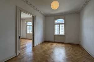 Stilvoller Altbau mit Originalelementen in zentraler Lage – Die vollständige Adresse der Immobilie erhältst du vom Anbieter., 65185 Mitte, Wiesbaden – Vorschaubild 2