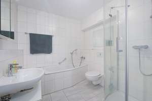 Exklusives Wohnen am Heidesee – stilvolle 3-Zimmer-Wohnung mit zwei Balkonen – Die vollständige Adresse der Immobilie erhältst du vom Anbieter., 76149 Neureut, Karlsruhe – Vorschaubild 10