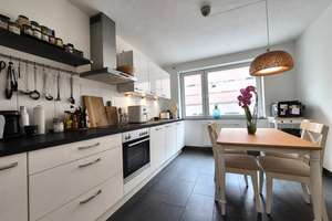 Top modernisierte, vermietete 2-Zimmer-Wohnung in bester Aachener City-Lage – Die vollständige Adresse der Immobilie erhältst du vom Anbieter., 52062 Ponttor, Aachen – Vorschaubild 3