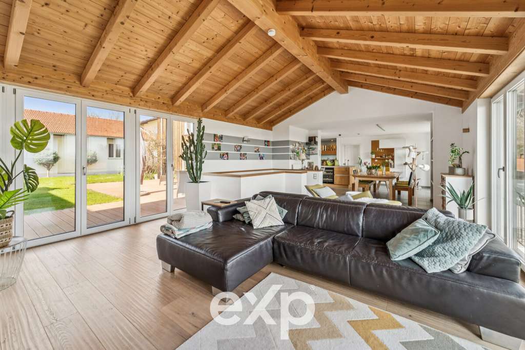 Immobilie in Tittmoning - Großzügiges Wohnen mit Weitblick und Flexibilität - Bild 2