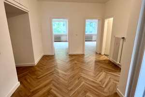 Schöne 3 Zimmer Wohnung inkl. XXL Balkon und Einbauküche