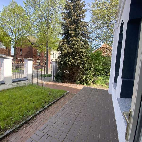 *** charmante 3-Zimmer-Wohnung - in ehem. Vorstadtvill - zwei Terrassen - Garten - in Eschweiler ***